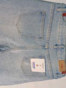 baggy women blue jeans