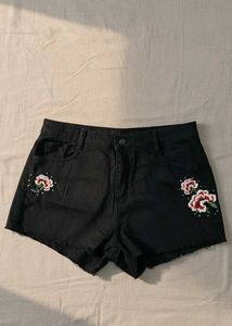 Black Floral Denim Shorts