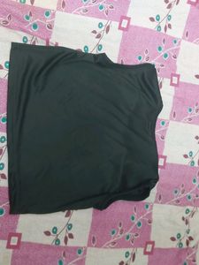 Casual Fit Black Crop Top