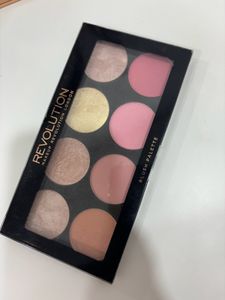 Makeup Revolution Blush And Highlight Palette
