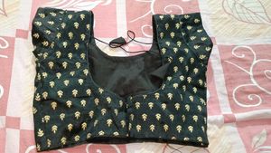 Black Goldenwork Blause
