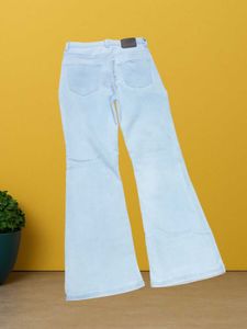 🤑M@88 Size-28 Flared Light Wash Jeans