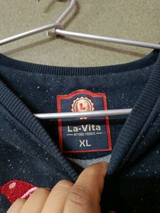 La-vita Winter Sweatshirt