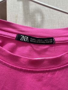 Zara Branded 40 Size Strachable T Shirt
