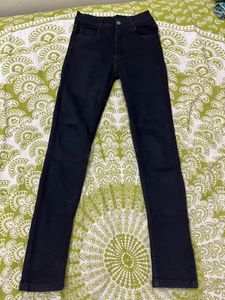 Black Jeans 24/26 Skinny