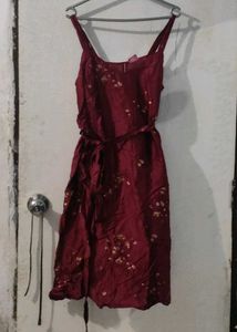 Side Knot Maroon Kurti