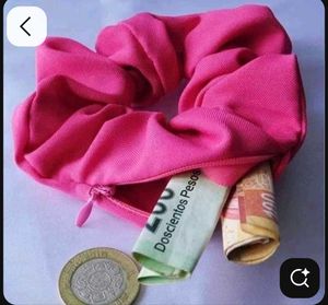 Pocket Scrunchies