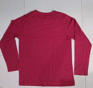 It&#39;s a Red Full Sleeve T Shirt