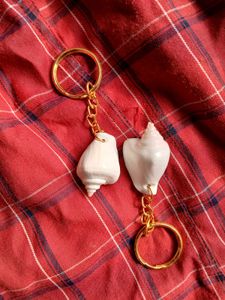 Sea Shell Keychain (Set Of 2)