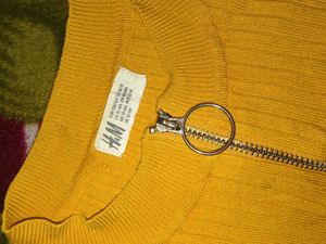 Sale Price..Mustard Ribbed Top💛