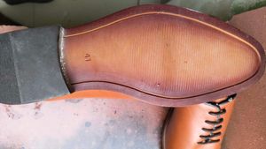 Leather shoes 7