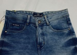 Armani Jeans - Slim Fit - Light Wash Denim Size 28