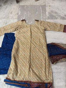 Cream &amp; Blue Indian Salwar Kameez Suit Set