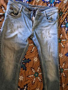 Sparky Jeans - Light Wash Denim