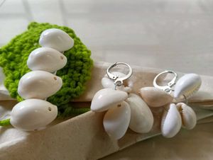 Bohemian Set Of Earrings And Clip.