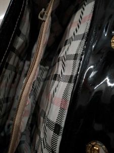 Black sling bag (never used)🌻
