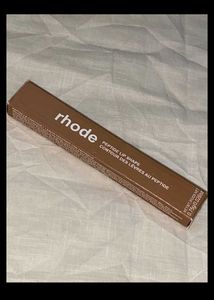 Rhode Peptide Lip Shape