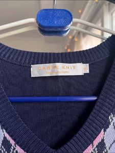 Cropped V-Neck Argyle Sweater Vest
