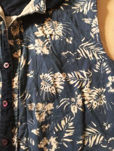 Floral Print Sleeveless Shirt