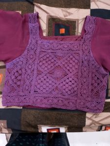 Women Top Size Is M