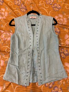 Vest top