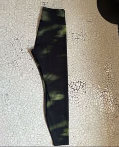 H&amp;M Digital Printed Leggings