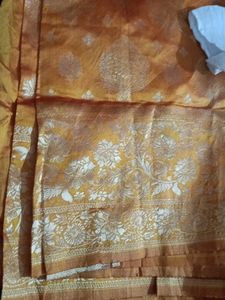gold colour saree