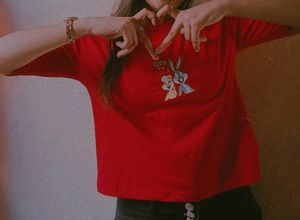 Vintage Bugs &amp; Lola Red Tee