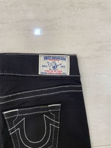 ⚡️SALE ALERT! 🖤 True Religion Jeggings!
