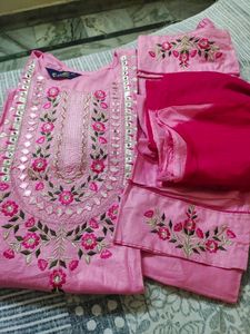 Trendy Pink Tassel Look Kurti With Pant,dupatta