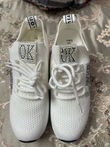 White Fashion Sneakers