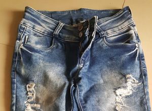 Blue Distressed Jean&#39;s For Women