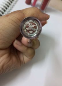 Plum glassy Glaze liquid lipstick