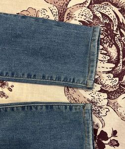 Levis High Rise Skinny Jeans(25)