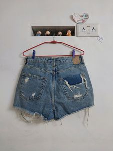 ❗️Price Drop❗️Bershka Damaged Shorts.