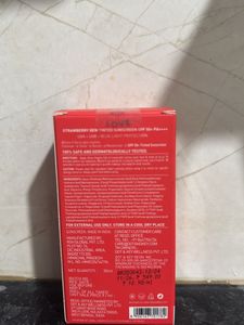 Dot&amp;Key Tinted Sunscreen in the shade sand.