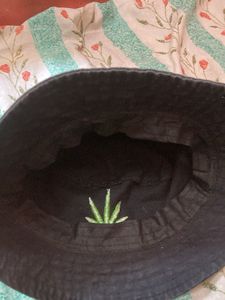 Black Bucket Hat with Leaf