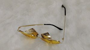 New Look Cat Eye Sunroof Sunglasse