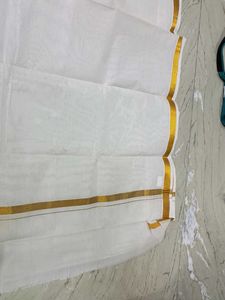 Traditional Kerala Kasavu Dhoti 7&#39;2&#34;X3&#39; White