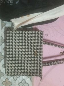 Houndstooth Tote Bag