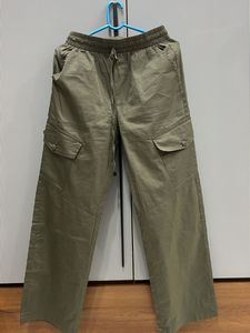 Olive Green Cargo Pants 🆕 With Out Tag 🏷️