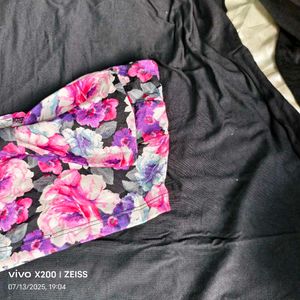 23137. Floral Bandeau Top