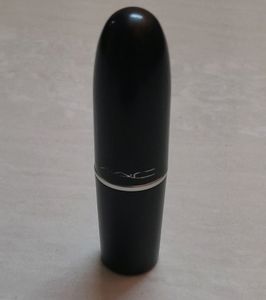 MAC ruby woo retro matte lipstick