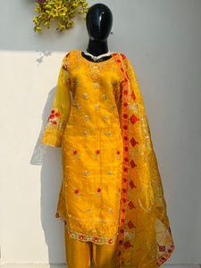 Embroidered Pakistani Suit
