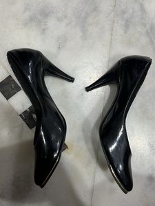 Hype Classy black Heels For Party