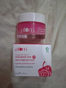 Plum Dew-It-Light Gel Cream
