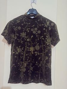 Floral Mock Neck Top