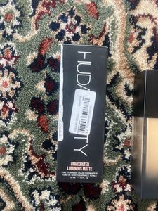 Huda Beauty Faux Filter