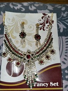 Necklace Set