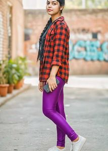 Stylish Metallic Purple Legging